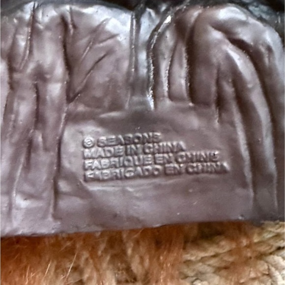 Brown Werewolf Monster Costume Gloves with Faux Fur Cosplay Adult Teen Size - Picture 4 of 4